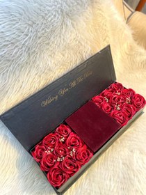 تصویر (ارسال رایگان)باکس گل و سرویس جواهری پروانه مدل لاکچری رز ربانی ماندگار هدیه‌ روز زن و روز مادر 