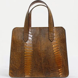 تصویر فروشگاه چرم لوک