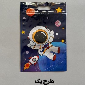 تصویر زیپ کیپ فضانوردی 