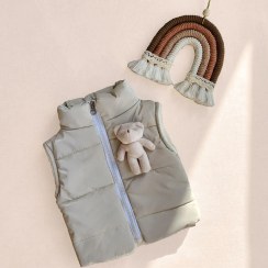 تصویر پافر داخل خز مدل خرسی رنگ کرم 