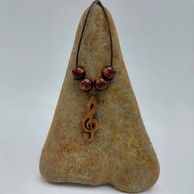 تصویر گردنبند چوبی طرح نت موسیقی musical note wooden necklace