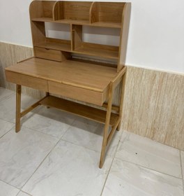 تصویر میز تحریر کتابخانه دار کوچک مدل ایکیا 