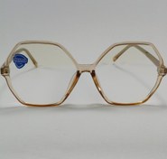 تصویر عینک بلوکات چند ضلعی قهوه ای مخصوص مطالعه و کامپیوتر 