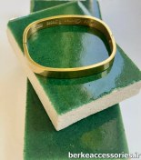 تصویر بنگل مربعی طلایی کارتیر 