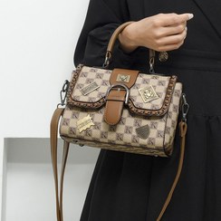 تصویر کیف طرح چهار خونه 