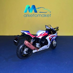 تصویر موتور سیکلت هوندا CB1000 با فرمان متحرک 