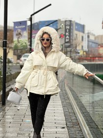 تصویر کاپشن - سفید / 