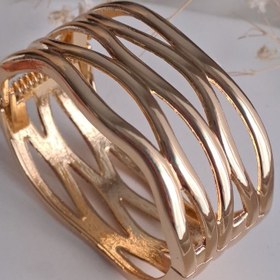 تصویر بنگل فشن زنانه مدل موج چند لاین 