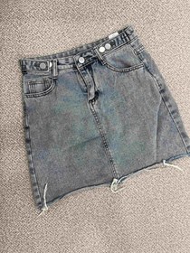 تصویر دامن جین دخترانه وارداتی فروشگاه سحرناز - دور کمر Imported girls' denim skirt from Saharnaz store