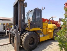 تصویر لیفتراک ۲۰ تن کوماتسو مدل FD200-7 