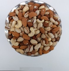 تصویر آجیل 4 مغز خام raw nuts