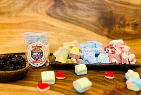 تصویر بستنی خشک - بزرگ Dry ice cream with marshmallow, tropical, blackberry vanilla flavors