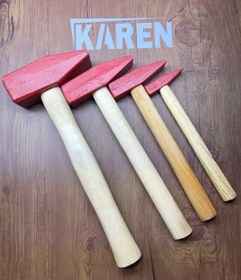 تصویر چکش 500 گرمی چدنی دسته چوبی 