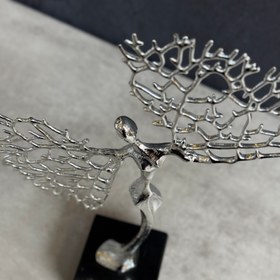 تصویر دکوری بالرین پایه سنگ 