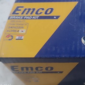 تصویر لنت ترمز جلو مناسب برای خودروی سواری پژو 206 تیپ 1 ،2 ،3 برند emco اصلی با استعلام اصالت پروانه و کیفیت عالی 