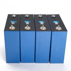 تصویر باتری لیتیوم فسفات LF230 برند EVE ولتاژ 3.2 ولت ظرفیت 230Ah 