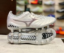 تصویر کفش فوتبال میزانو Mizuno | سرعت، دقت و کنترل برای بازیکن حرفه‌ای - طوسی / 45 Mizuno Football Shoes | Speed, Precision & Control for Professional Players