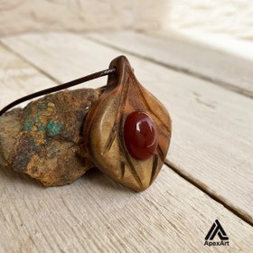 تصویر گردنبند چوبی طرح ثمین 