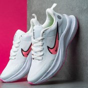 تصویر کتونی رانینگ زنانه 