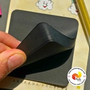 تصویر استیک نوت مشکی و روان نویس اکلیلی 