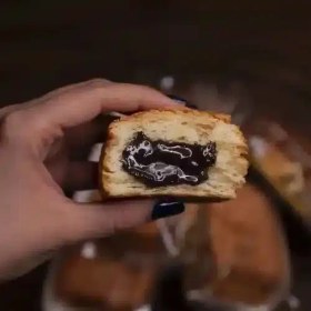 تصویر کیک معینی پور گل محمدی 