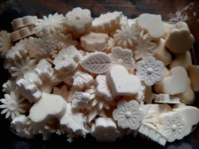 تصویر قند گیاهی هل - 200گرم qandnoosh