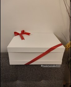 تصویر باکس کیک سه تکه 