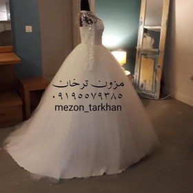 تصویر لباس عروس دانتل گل برجسته شاین 