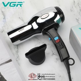 تصویر سشوار وی جی آر مدل V_465 VGR-465