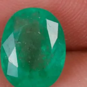 تصویر نگین زمرد کد 30146 Emerald stone