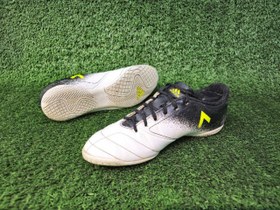 تصویر کتونی کفش فوتسال سالنی اورجینال آدیداس سایز ۴۲ Futsal shoes