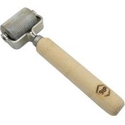 تصویر غلطک 20 سانت دسته چوبی STP 