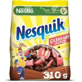 تصویر کورن فلکس شکلات و توت فرنگی نسکوییک مدل توپی و بالشتی (310 گرم) nesquik غلات صبحانه نستله