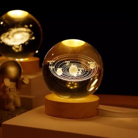 تصویر گوی کریستال ۸ سانت 