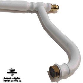 تصویر علم قاجاری سفید طلا 