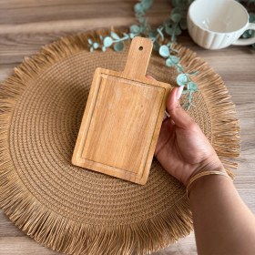 تصویر زیرلیوانی چوبی مستطیل 