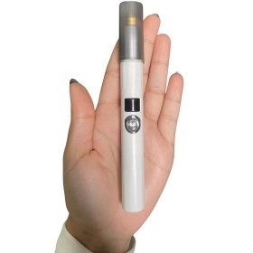 تصویر موزن تک سر بینی و ابرو 