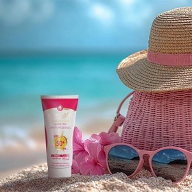 تصویر کرم ضد آفتاب و ضد چروک سان سیف SPF50 