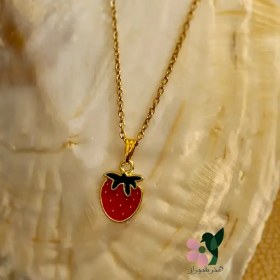 تصویر گردنبند میوه توت فرنگی 