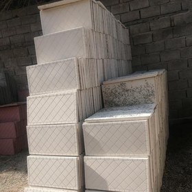 تصویر موزاییک پلیمری واش بتن طرح ضربدری ابعاد30در60 ارسال توسط باربری بسته یک متری 