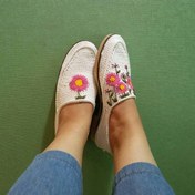 تصویر گیوه طرح بابونه 