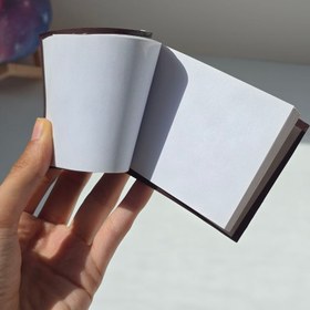 تصویر دفترچه شکلاتی 