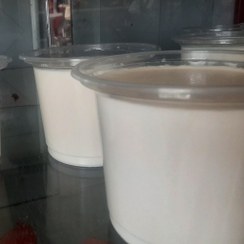 تصویر ماست محلی با شیر گاو 