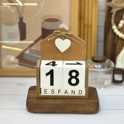 تصویر تقویم چوبی رومیزی 