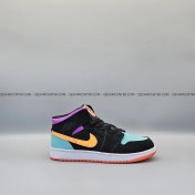 تصویر کتانی نایکی ایر جردن ۱ دخترانه رنگی 