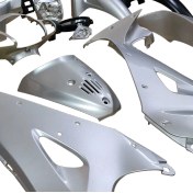 تصویر فلاپ موتورسیکلت ویو نقره‌ای جنس ایرانی 