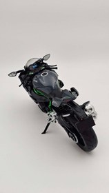 تصویر ماکت موتور کاوازاکی اچ تو kawasaki h2 