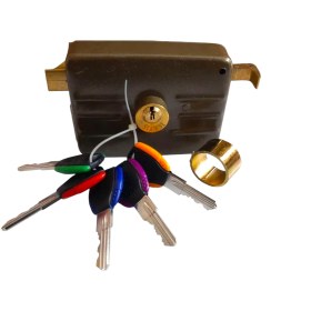 تصویر قفل درب حیاتی 