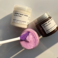 تصویر اسکراب بدن لاوندر ۴۰۰ گرمی با بافت روغن 