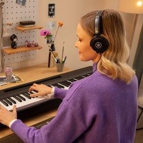 تصویر پیانو دیجیتال یاماها مدل p145 